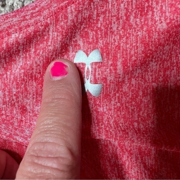 Under Armour Red Loose Fit Tank Top Women’s Size Small - Picture 6 of 6